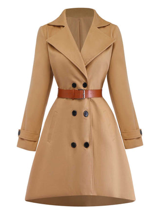Cappotto doppiopetto con revers e cintura color cachi anni '40