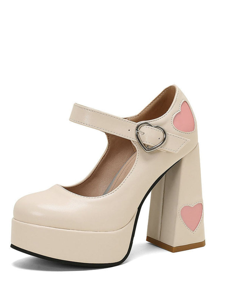 Scarpe Mary Jane con tacco alto fibbia e ritagli a cuore