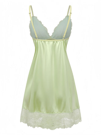 Camicia da notte in pizzo e raso con scollo a V verde anni '60