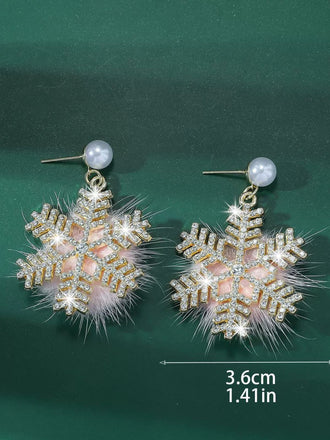Orecchini di perle e diamanti a forma di fiocco di neve natalizio