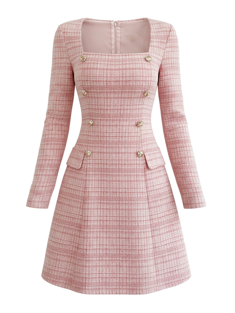 Abito  in tweed a quadri con bottoni e scollo quadrato rosa anni '60