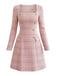 Abito  in tweed a quadri con bottoni e scollo quadrato rosa anni '60