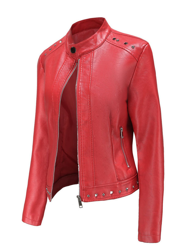 Giacca in pelle con collo alto e borchie anni '40