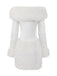 Abito con spalle scoperte in pelliccia sintetica natalizio bianco anni '60
