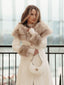 Cappotto con collo di pelliccia multistrato color crema anni '50