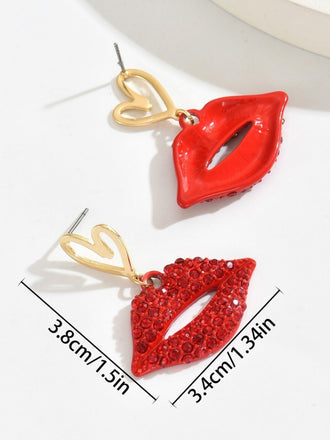 Orecchini pendenti a forma di labbra con cuore e strassrosso