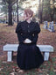 Abito da strega floreale ispirato a Wicked nero anni '40