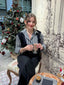 Tuta lunga a righe patchwork e mantello nero anni '40