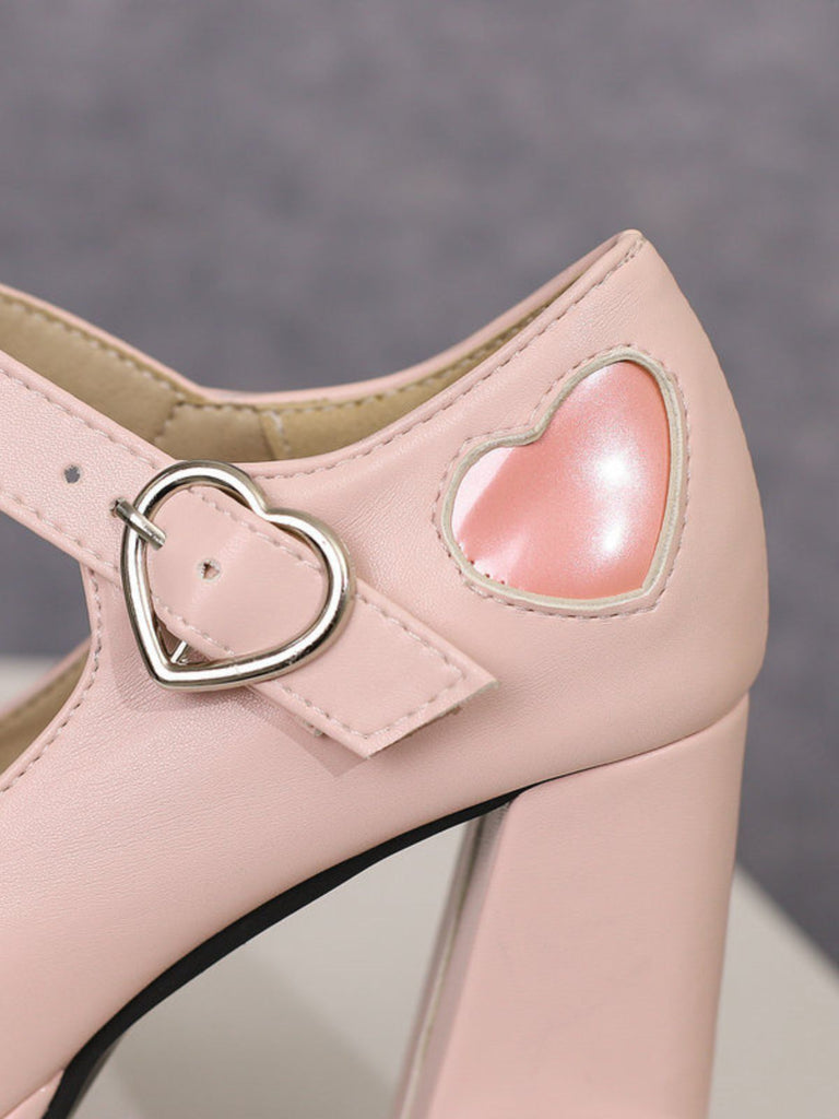 Scarpe Mary Jane con tacco alto fibbia e ritagli a cuore