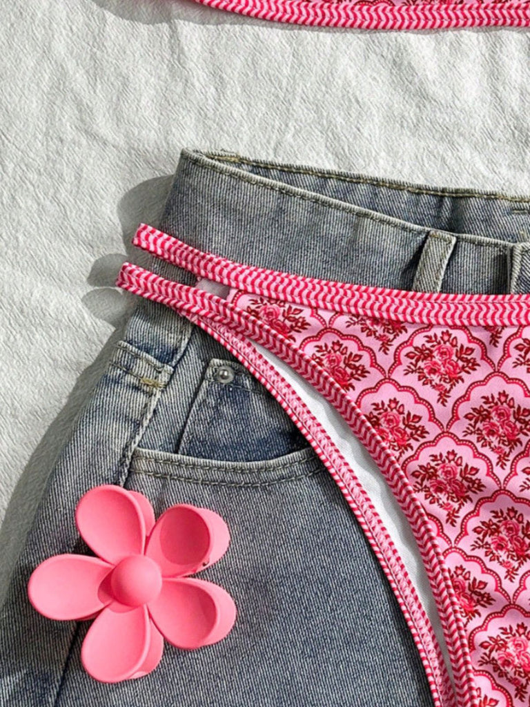 Bikini floreale con spalline sottili rosa anni '60