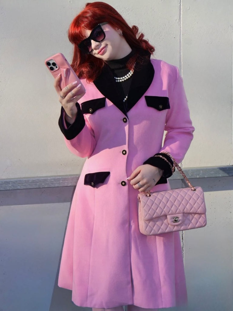 Cappotto in velluto con bottoni patchwork rosa anni '30
