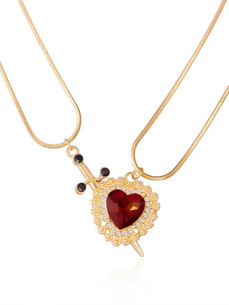 2PCS Collana con rubino a forma di cuore e spada in strass