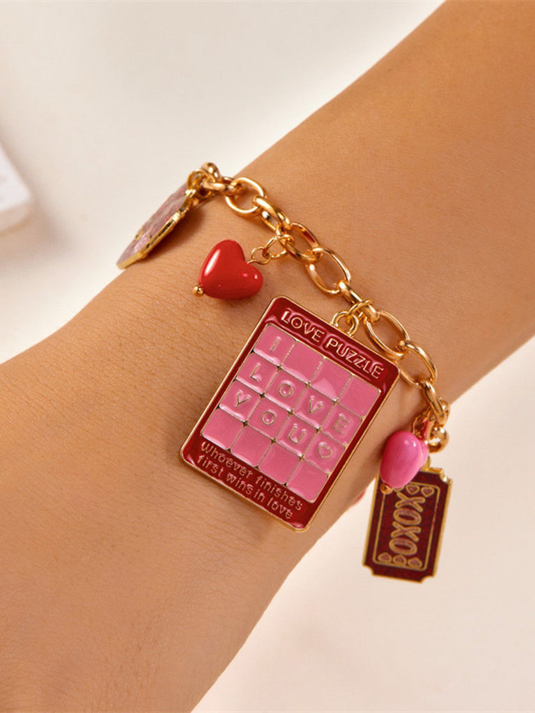 Bracciale con ciondolo a forma di cuore e rosa per San Valentino