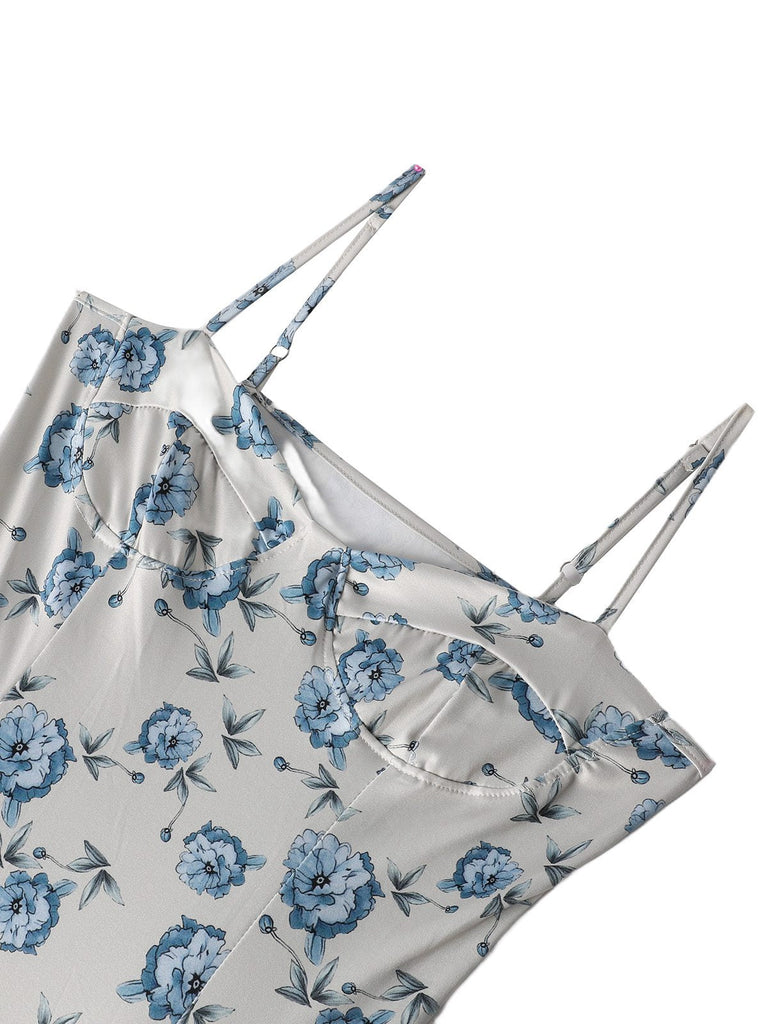 Floral-patterned bra and panties set on a white background