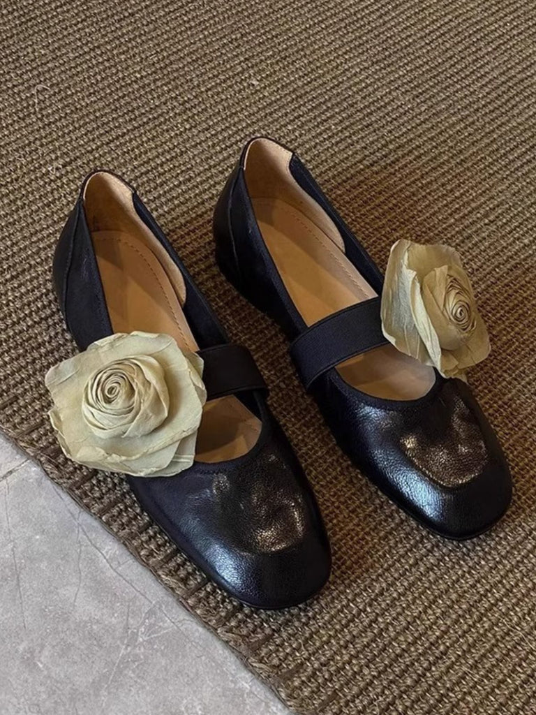 Scarpe Mary Jane Piatte in Ecopelle con Fiori 3D Amovibili 5