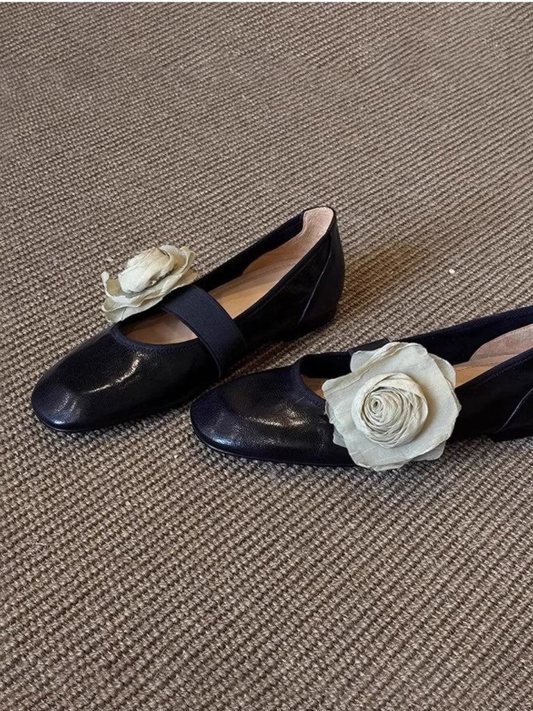Scarpe Mary Jane Piatte in Ecopelle con Fiori 3D Amovibili 8