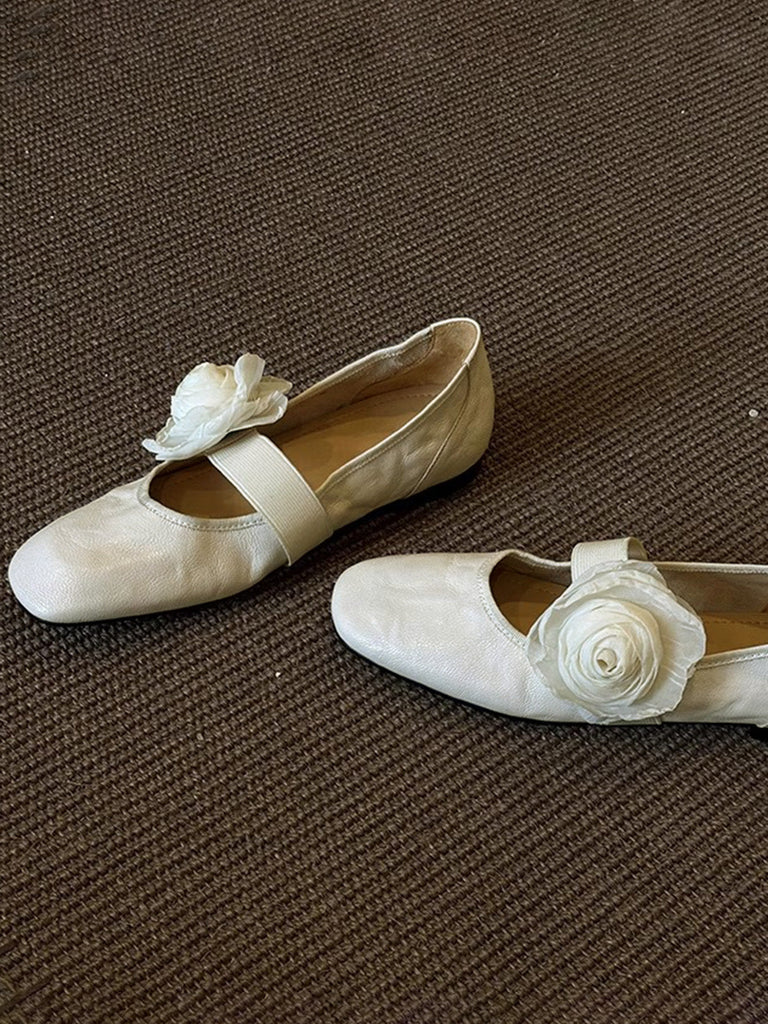 Scarpe Mary Jane Piatte in Ecopelle con Fiori 3D Amovibili 3