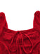 Abito floreale in maglia con maniche a campana e fiocco rosso anni '60