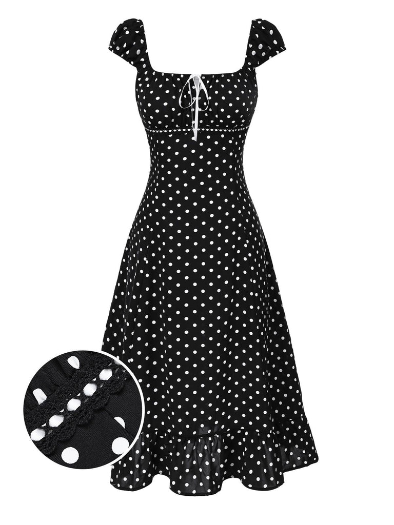 Abito con volant a pois e scollo quadrato anni '40