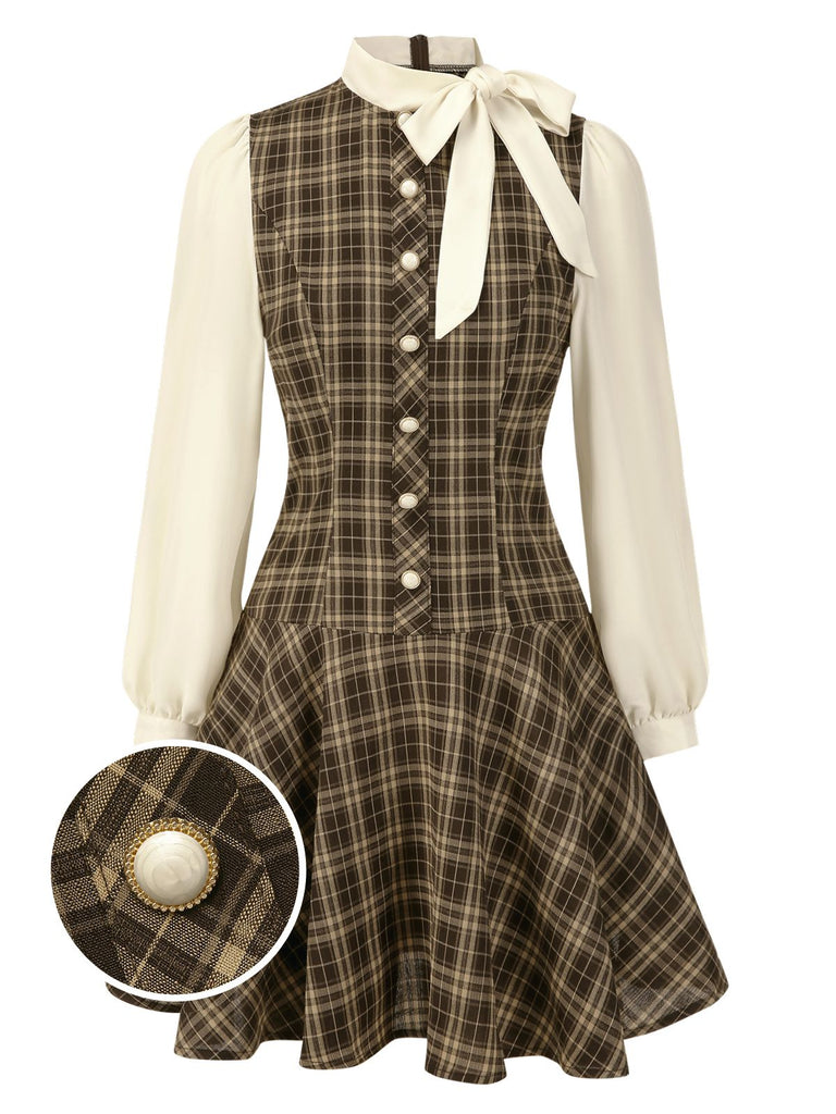 Abito a quadri con bottoni e fiocco marrone anni '60