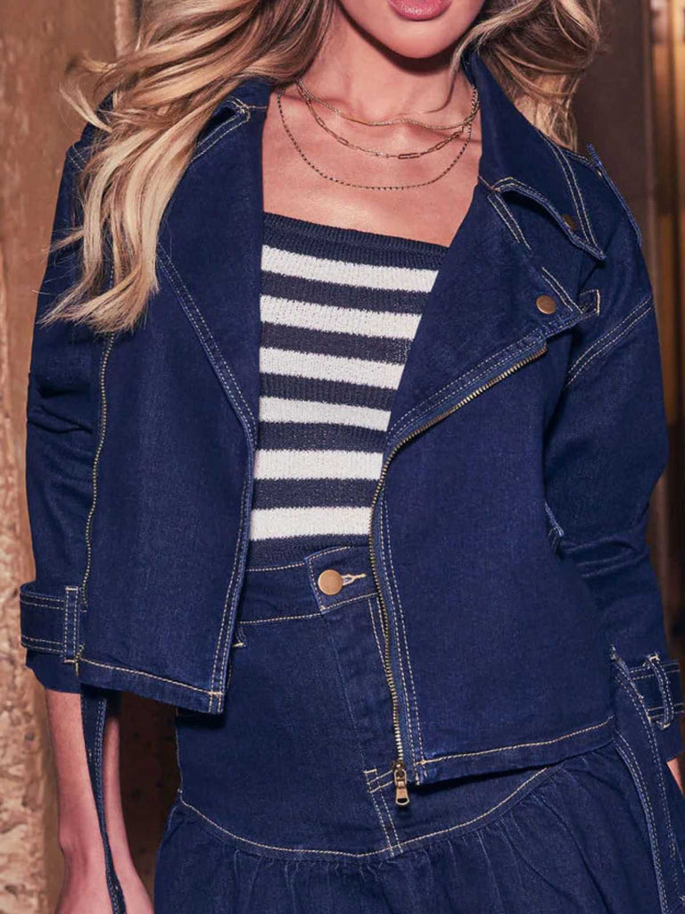 Giacca in denim con bottoni e revers blu scuro anni '50
