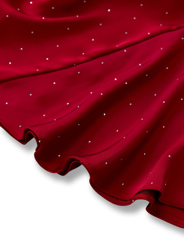 Abito in raso con strass e spalle scoperte bordeaux anni '60
