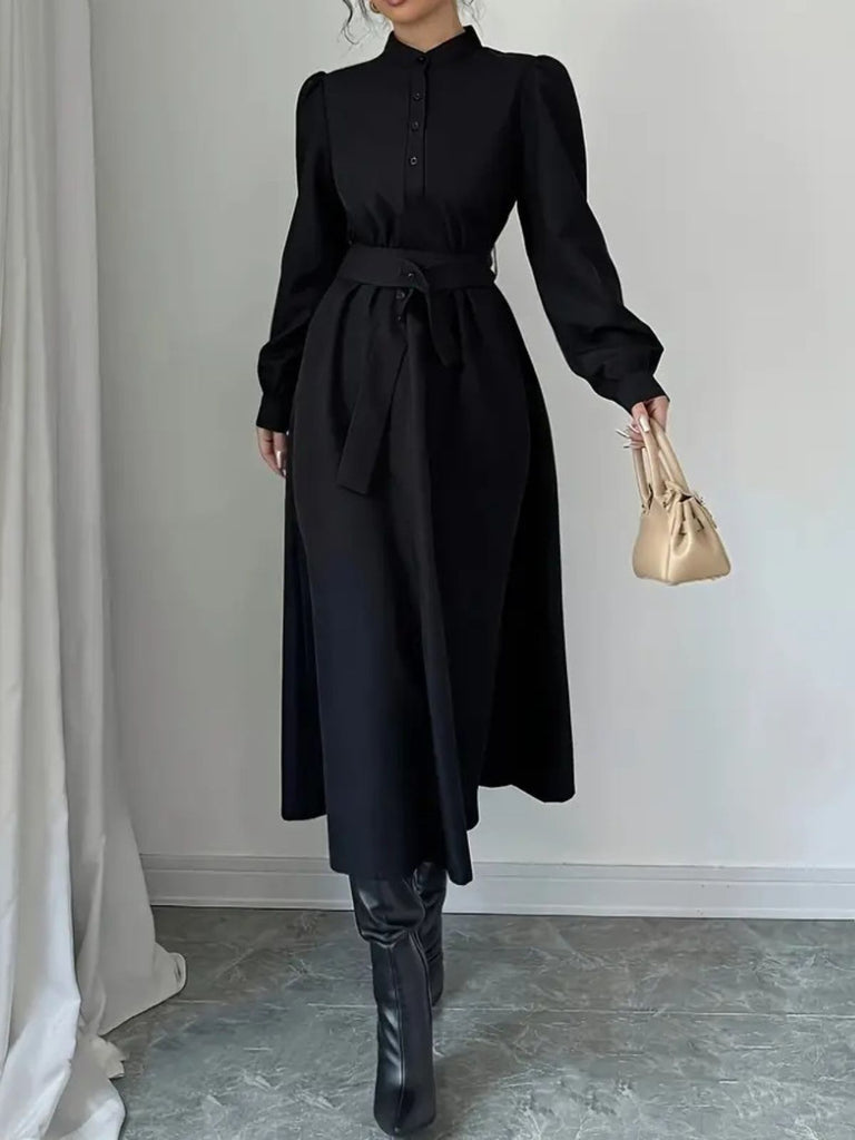 Abito con cintura e bottoni nero anni '70