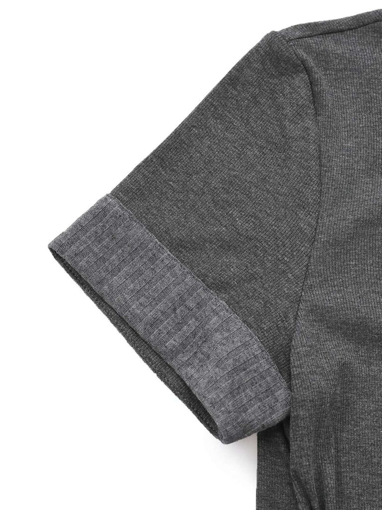 Abito plissettato in maglia e pelle con fibbia grigio anni '70