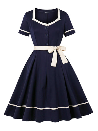 Abito con scollo quadrato e cintura in stile nautico blu navy anni '50