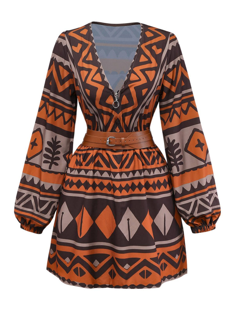 Abito boho con scollo a V profondo e stampa tribale marrone anni '70