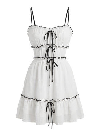 Mini Abito Bianco Anni '60 con Texture e Volant con Spalline Sottili