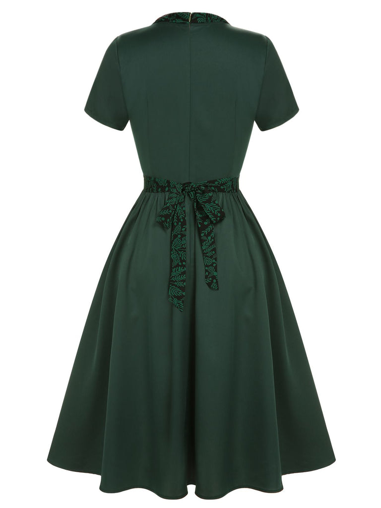 Abito con colletto quadrato e fiocco tinta unita verde anni '50