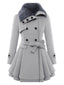 Cappotto invernale con collo di pelliccia grigio anni '50
