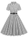 Abito con cintura e revers a pois anni '50
