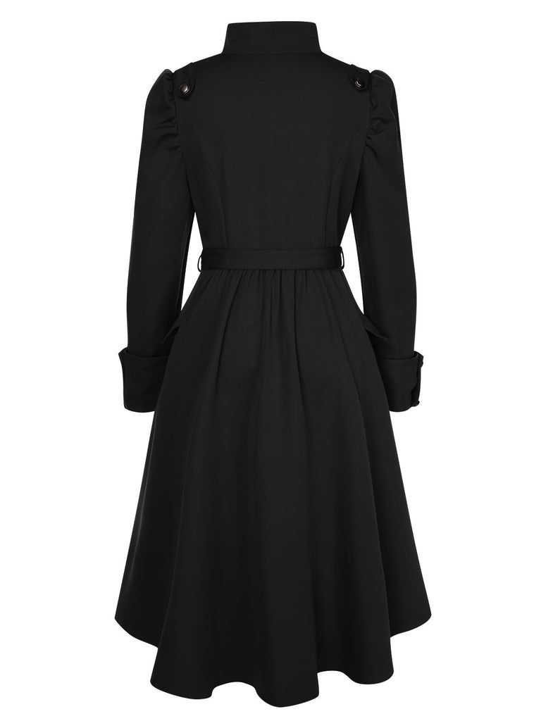 Cappotto con bottoni e collo alto in tinta unita anni '50