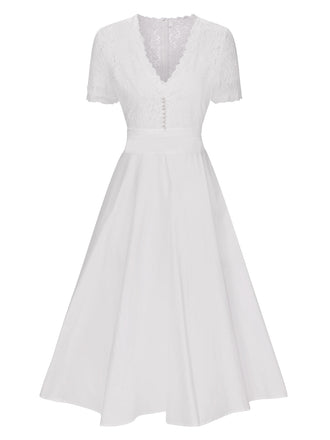 Abito in pizzo con scollo a V patchwork bianco anni '40