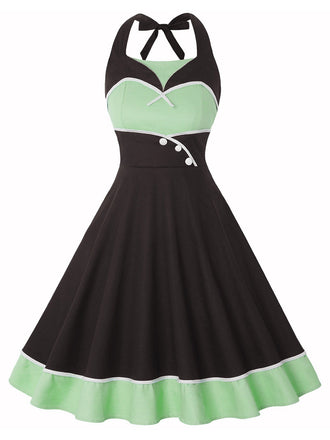 Abito a pois a contrasto con scollo all'americana anni '50