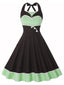 Abito a pois a contrasto con scollo all'americana anni '50