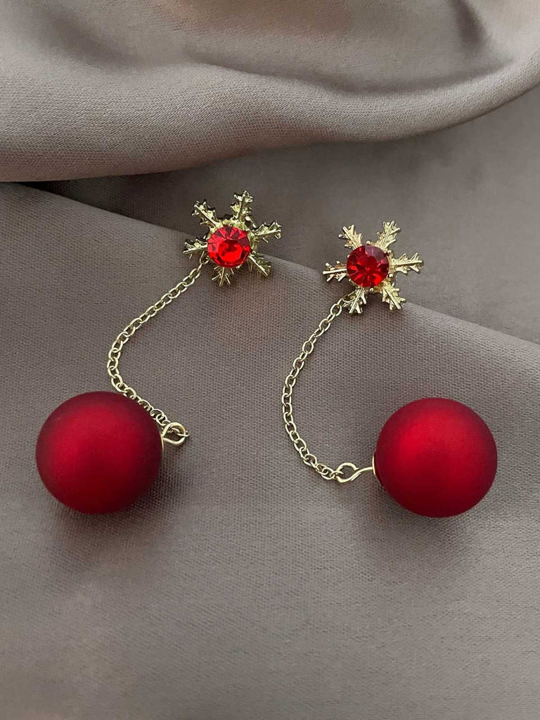 Orecchini con fiocchi di neve e palline di Natale rosso