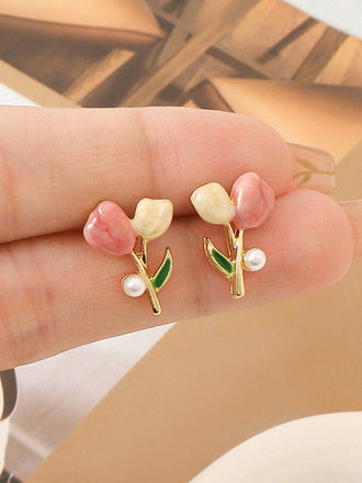 Orecchini a bottone con perle e fiori di tulipano rosa