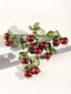 Spilla vintage fatta a mano con perle di mirtillo rosso