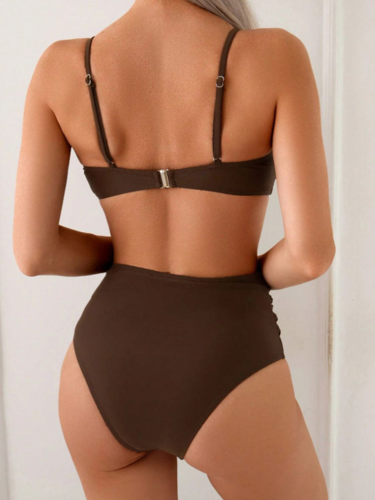 Set Bikini Marrone Anni '70 Arricciato con Decorazione Conchiglia in Metallo