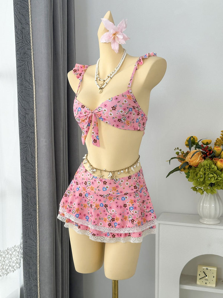 Bikini Set con Spalline a Volant con Bordi in Pizzo a Fiorellini Anni '40 4