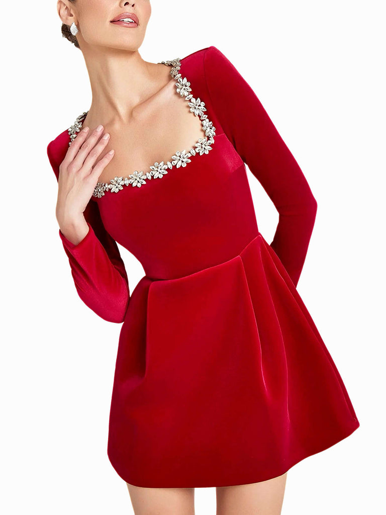 Abito in velluto con scollo quadrato e diamanti nero anni '60