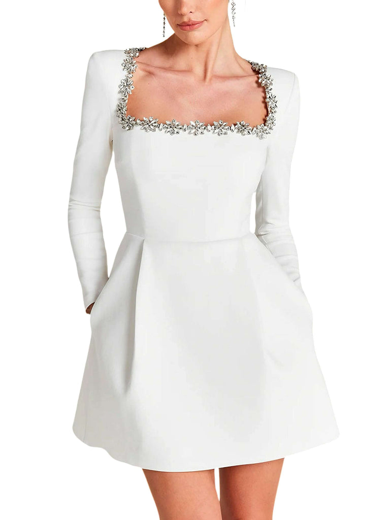 Abito in velluto con scollo quadrato e diamanti nero anni '60