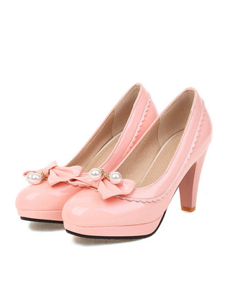 Scarpe con tacchi alti con fiocco retrò