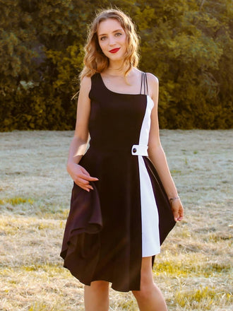 Vestito da spaghetti solido nero anni '50